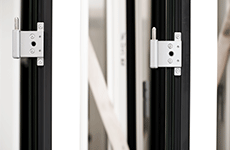 Holdbare kvalitetsbeslag til udadgående og indadgående døre og vinduer
